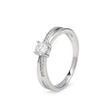 Anillo de Plata con Circonita Central y en Extremos