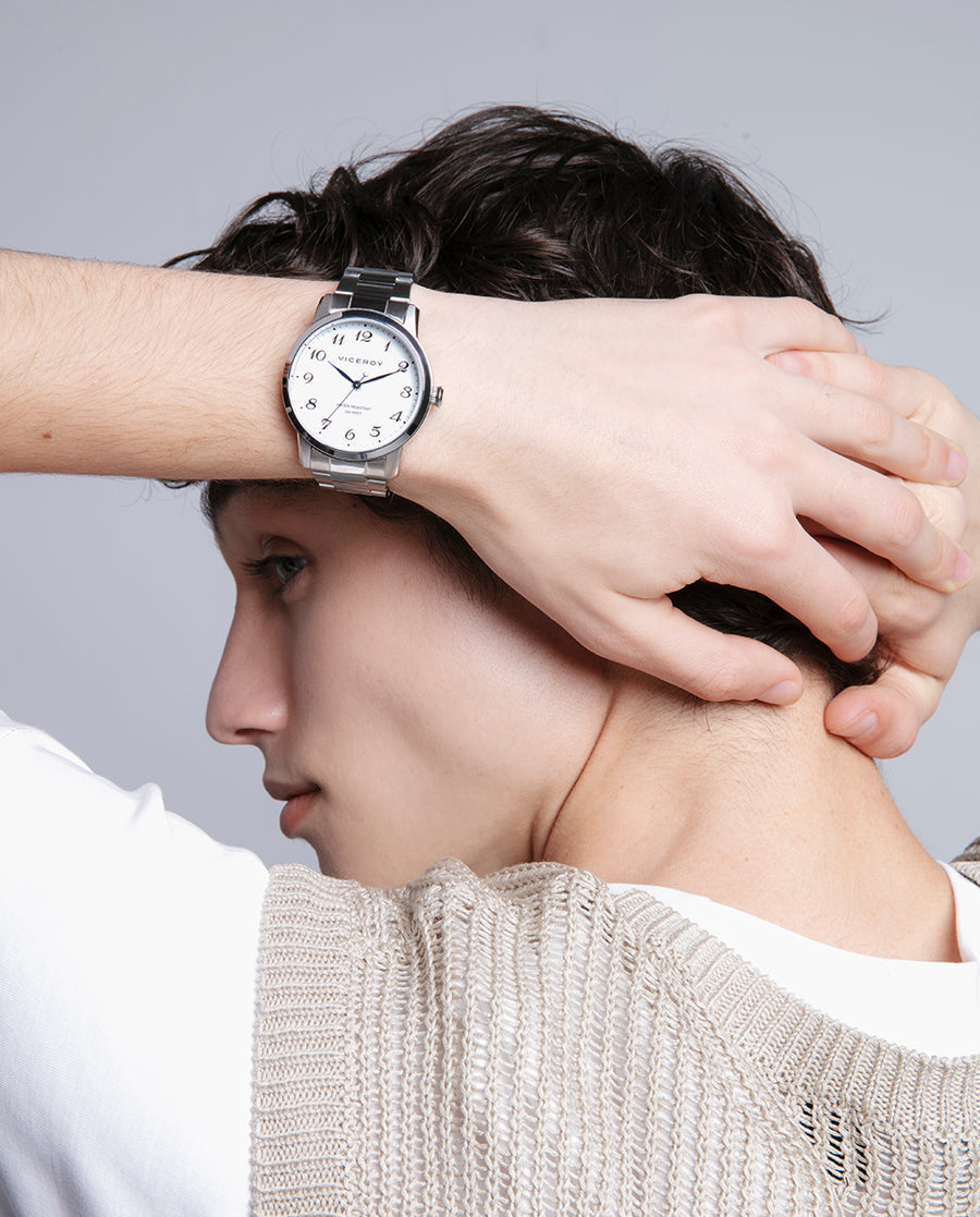 Reloj Viceroy hombre de acero con esfera blanca y números árabes Ref. 41145-05